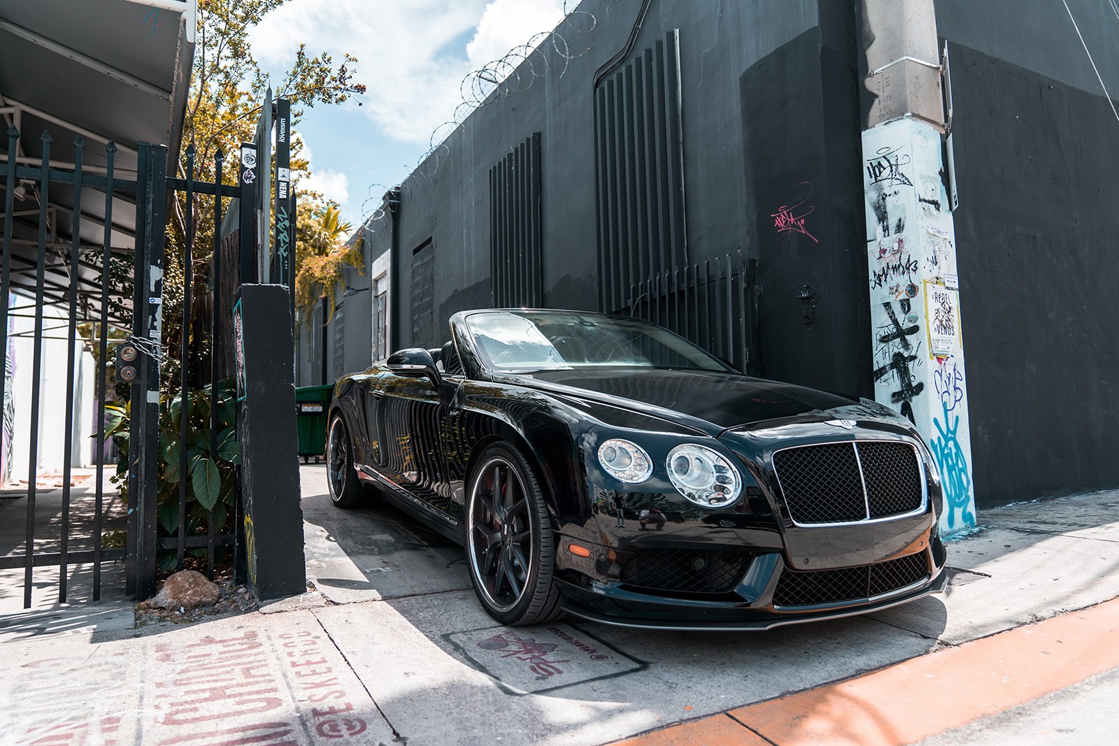 Bentley-GTC1